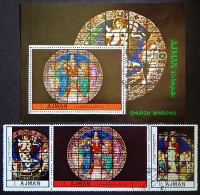 Набор марок (3 шт.) с блоком. "Рождество 1972 - Витражи". 1972 год, Аджман.