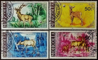 Набор почтовых марок (4 шт.). "Благородный олень". 1985 год, Монголия.