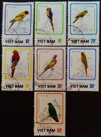 Набор почтовых марок (7 шт.). "Попугаи (I)". 1988 год, Вьетнам. Набор почтовых марок (7 шт.). "Попугаи (I)". 1988 год, Вьетнам.