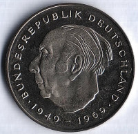 Монета 2 марки. 1980 год (G), ФРГ. Теодор Хойс. Монета 2 марки. 1980 год (G), ФРГ. Теодор Хойс.
